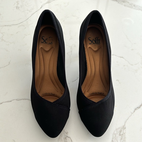 Sofft 3 inch heel micro fiber shoe - Picture 2 of 6